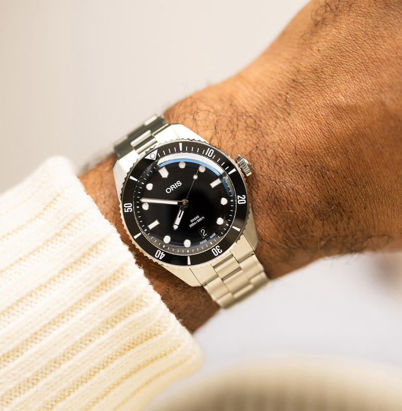 ORIS DIVERS 65, 39mm, klocka som du kan handla till bra pris hos oss på Klockmaster.