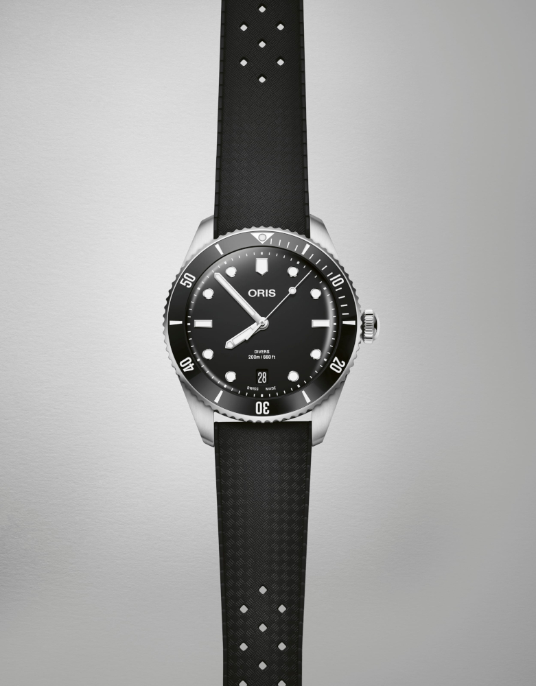 ORIS DIVERS 65, 39mm, klocka som du kan handla till bra pris hos oss på Klockmaster.