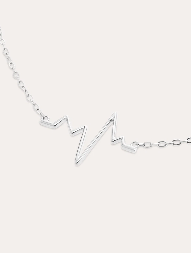 By Sofia Wistam Heartbeat Silverhalsband 7540552, klocka som du kan handla till bra pris hos oss på Klockmaster.
