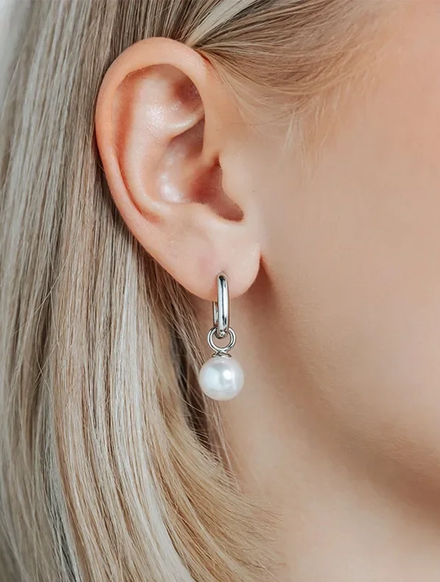 Ti Sento Pearl Charm Örhängen - Silver 7848WP, klocka som du kan handla till bra pris hos oss på Klockmaster.