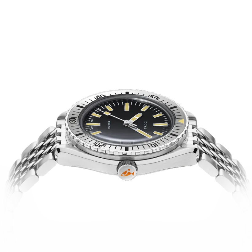 DOXA SUB 200 Sharkhunter 42mm 796.10.101.10, klocka som du kan handla till bra pris hos oss på Klockmaster.