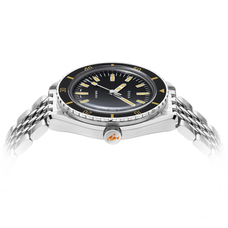 DOXA SUB 200 SHARKHUNTER , klocka som du kan handla till bra pris hos oss på Klockmaster.