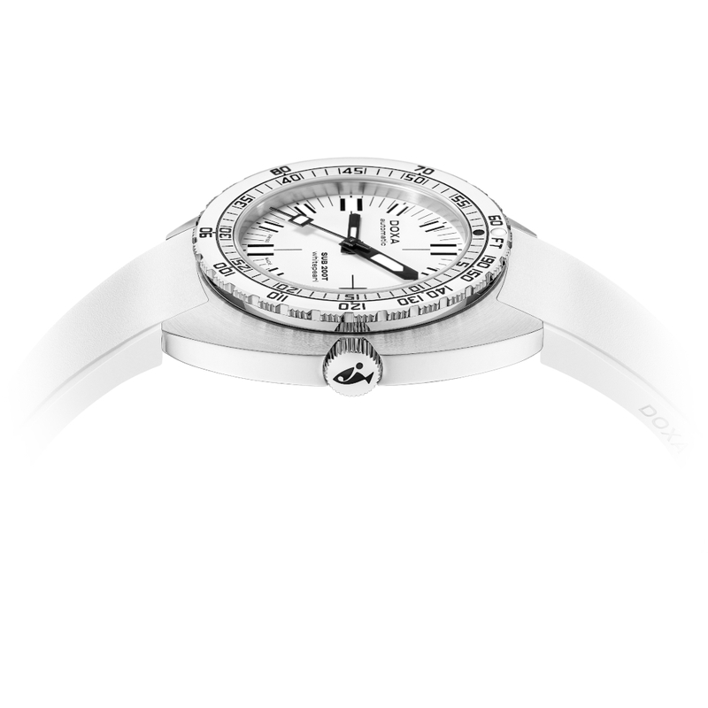 DOXA SUB 200T WHITEPEARL, klocka som du kan handla till bra pris hos oss på Klockmaster.