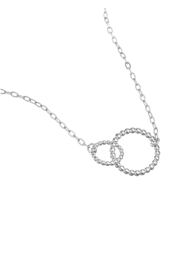 By Sofia Wistam Mamma Silverhalsband A-754061-1, klocka som du kan handla till bra pris hos oss på Klockmaster.