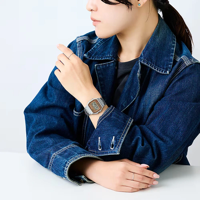 CASIO Vintage Iconic 33mm, klocka som du kan handla till bra pris hos oss på Klockmaster.