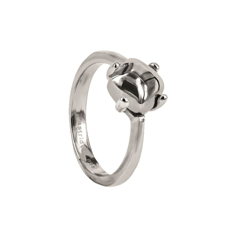 Astrid och Agnes Ring Victoria Medium - Stål AA359501, handla denna klocka online eller i butik hos klockmaster