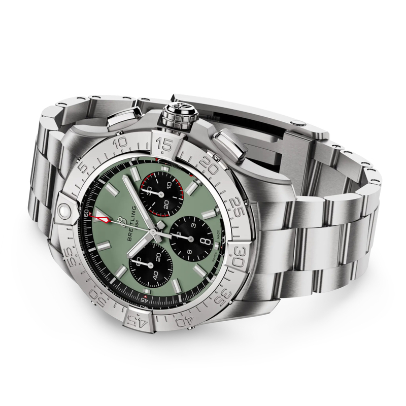 BREITLING AVENGER 44, klocka som du kan handla till bra pris hos oss på Klockmaster.