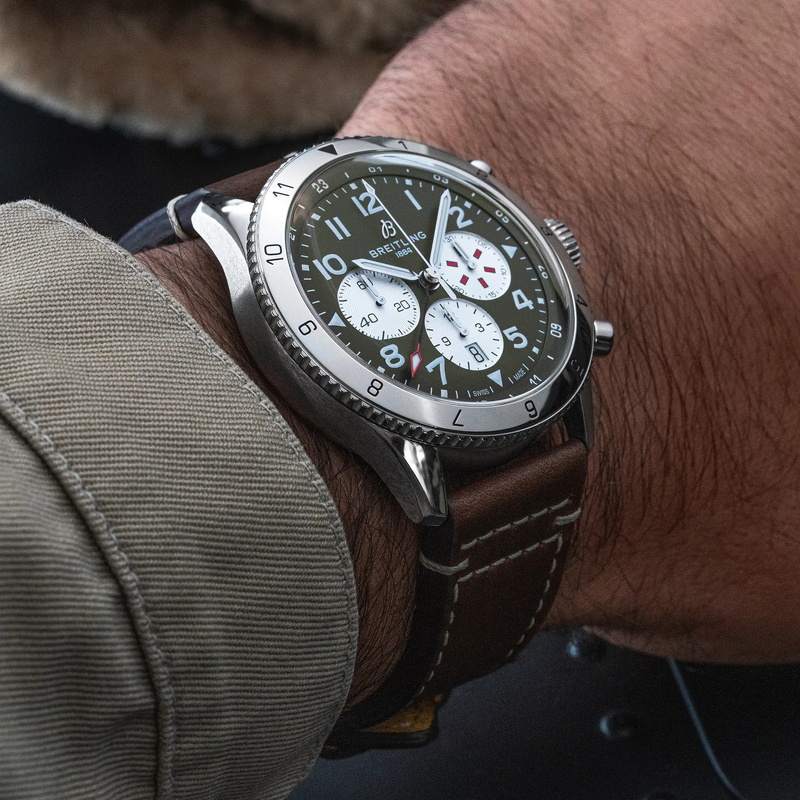 BREITLING SUPER AVI B04 CHRONO GMT, klocka som du kan handla till bra pris hos oss på Klockmaster.