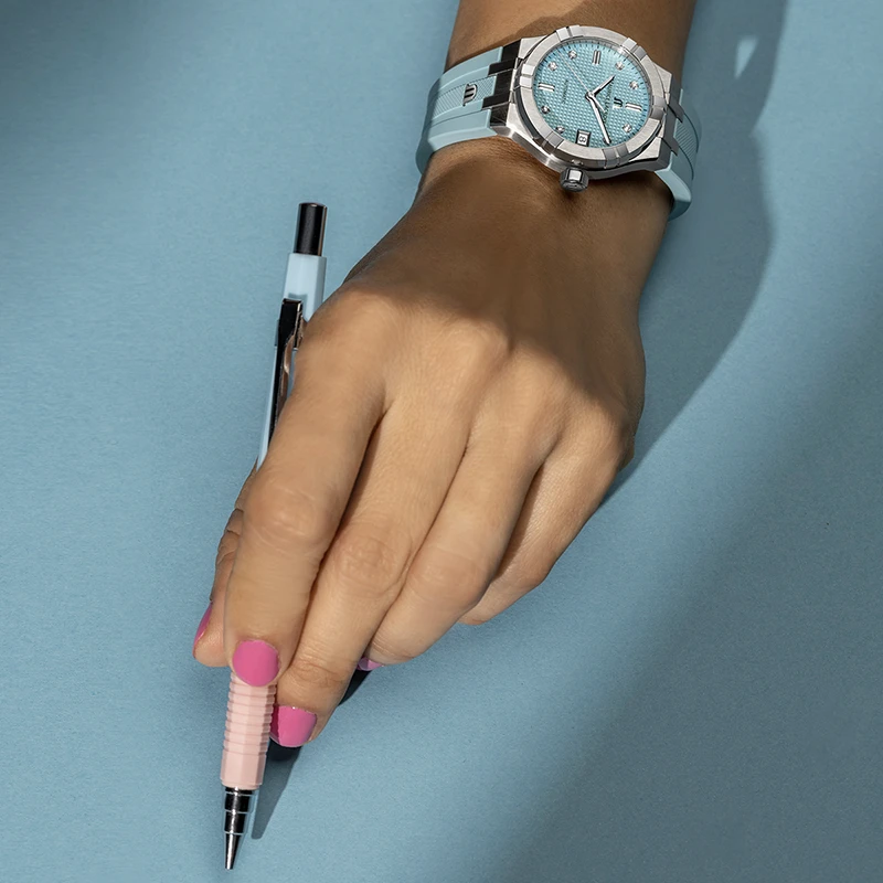 Maurice Lacroix Aikon Automatic Limited Summer Edition 35mm, klocka som du kan handla till bra pris hos oss på Klockmaster.