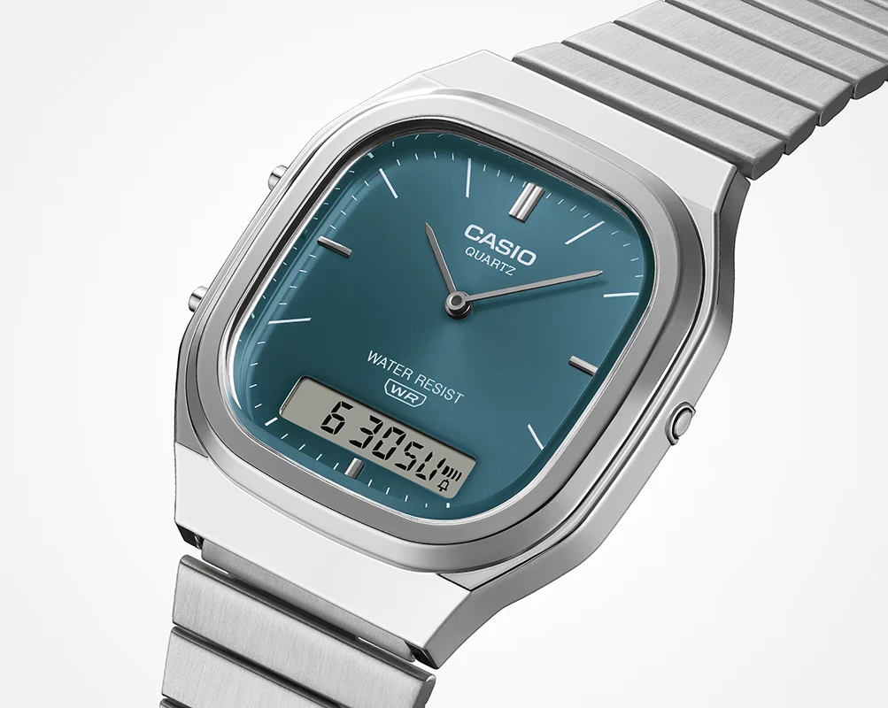 CASIO Vintage Retro-modern 36mm AQ-240E-3AEF, klocka som du kan handla till bra pris hos oss på Klockmaster.