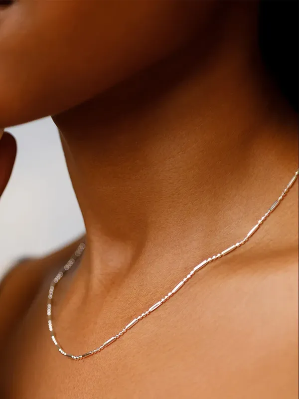 By Sofia Wistam Ocean Muse - Silverhalsband B9051ADJX-S, klocka som du kan handla till bra pris hos oss på Klockmaster.