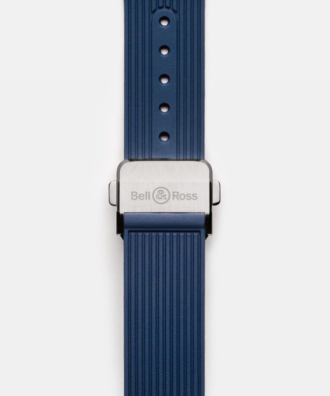 BELL & ROSS BR05 AUTO BLUE STEEL  RUBBER STRAP, klocka som du kan handla till bra pris hos oss på Klockmaster.