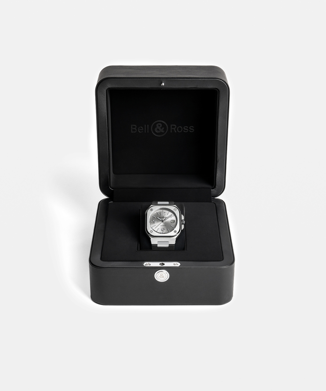 BELL & ROSS BR05 AUTO GREY STEEL  STEEL BRACELET, klocka som du kan handla till bra pris hos oss på Klockmaster.