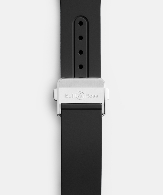 BELL & ROSS BRX5 AUTO BLACK STEEL  RUBBER STRAP, klocka som du kan handla till bra pris hos oss på Klockmaster.