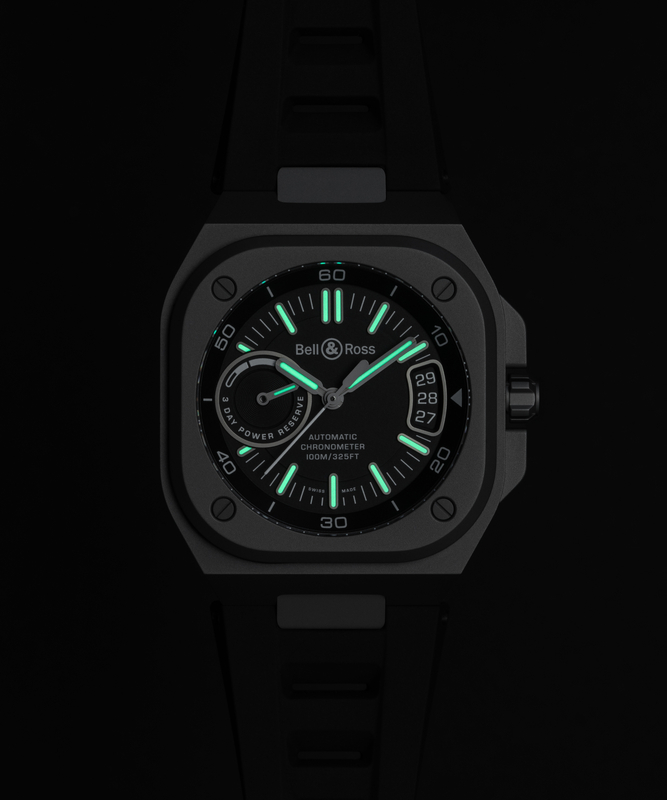 BELL & ROSS BRX5 AUTO BLACK TITANIUM  RUBBER STRAP, klocka som du kan handla till bra pris hos oss på Klockmaster.