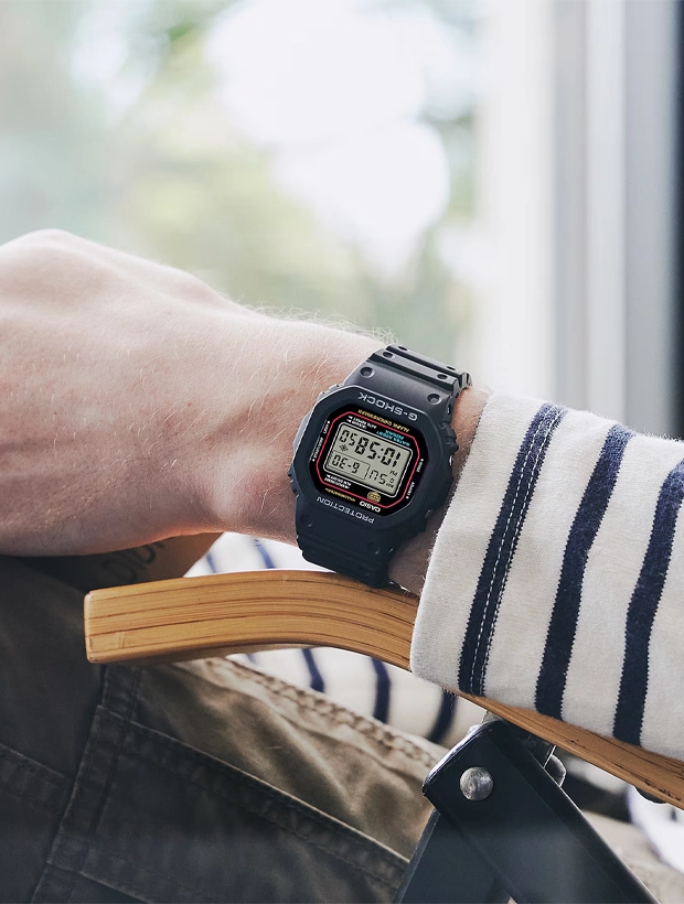 CASIO G-Shock 43mm DW-5600RL-1ER, klocka som du kan handla till bra pris hos oss på Klockmaster.