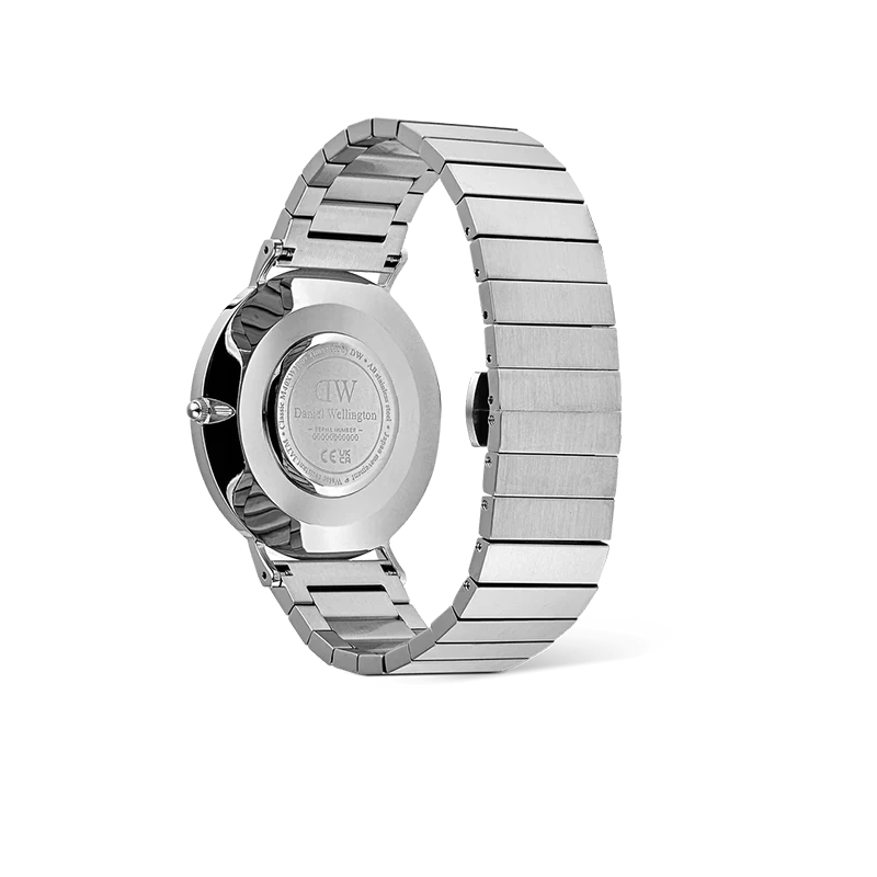 Daniel Wellington Classic Piano Link Silver Unitone 40mm, klocka som du kan handla till bra pris hos oss på Klockmaster.
