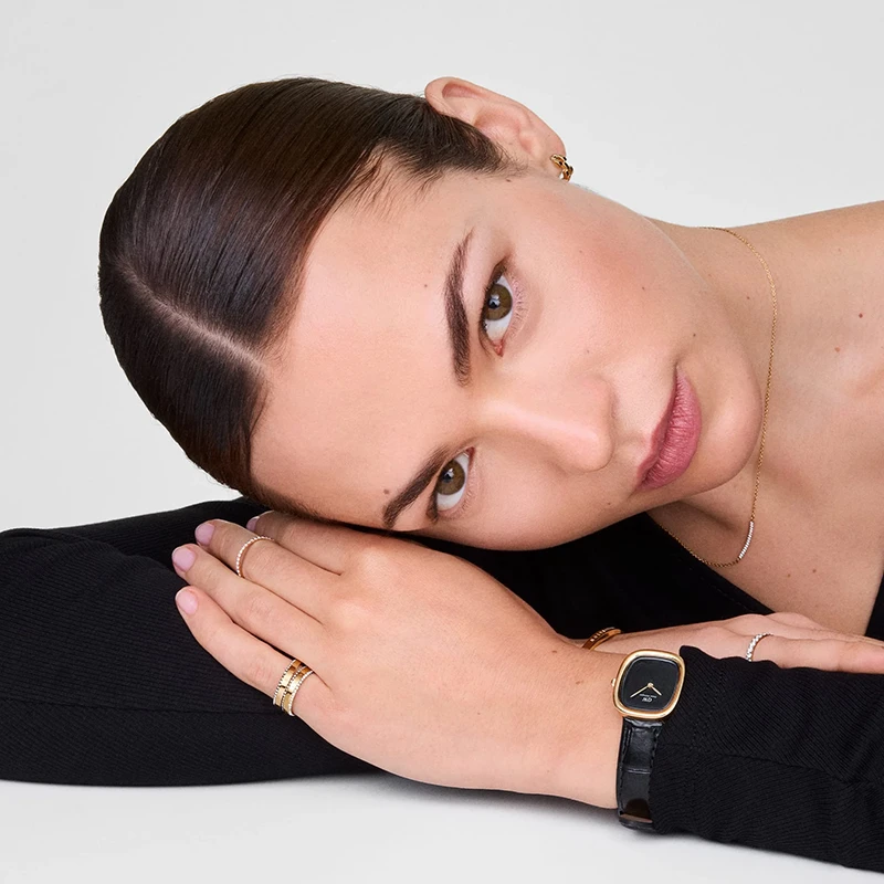 Daniel Wellington Margot Reading Onyx Ceramic Gold 24mm, klocka som du kan handla till bra pris hos oss på Klockmaster.