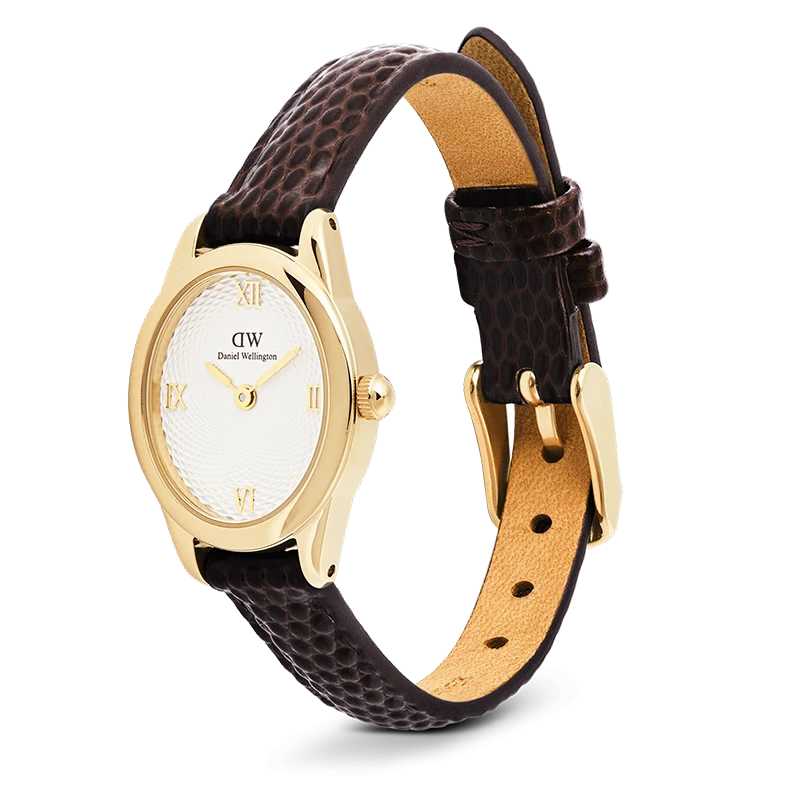 Daniel Wellington Ophelia Mini Dark Brown Lizard White Guilloché Gold 22mm, klocka som du kan handla till bra pris hos oss på Klockmaster.
