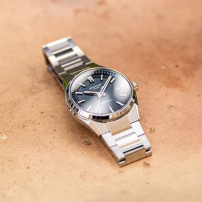 CASIO Edifice Automatic 38mm, klocka som du kan handla till bra pris hos oss på Klockmaster.