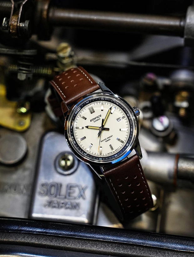 CASIO Edifice 38mm EFR-109L-7AER, klocka som du kan handla till bra pris hos oss på Klockmaster.