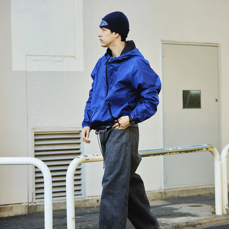 CASIO G-Shock 45mm, klocka som du kan handla till bra pris hos oss på Klockmaster.