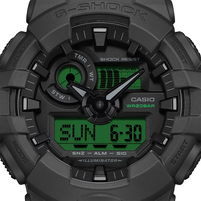 CASIO G-Shock 53.5mm Limited Edition GA-700BEG-1AER, klocka som du kan handla till bra pris hos oss på Klockmaster.
