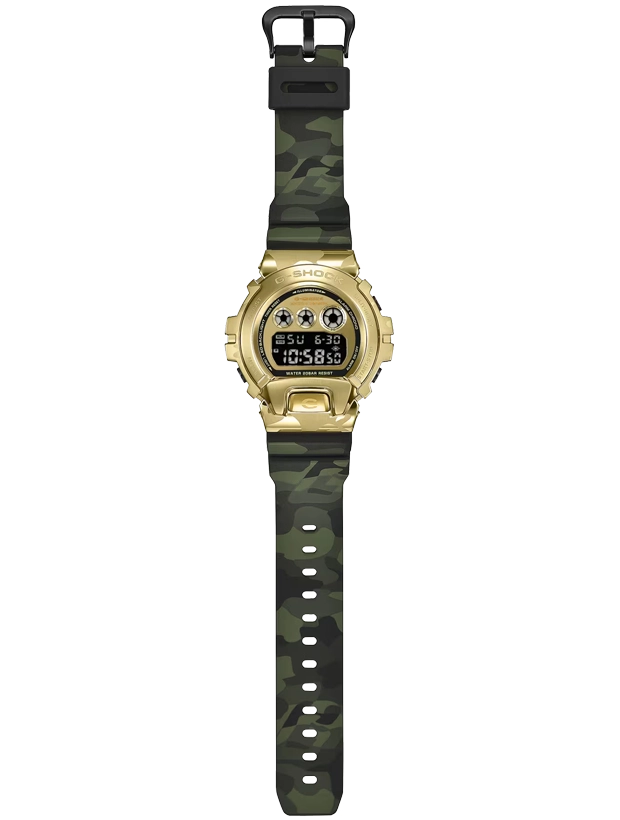CASIO G-Shock Bold Camo 49.5mm GM-6900CMG-3ER, klocka som du kan handla till bra pris hos oss på Klockmaster.