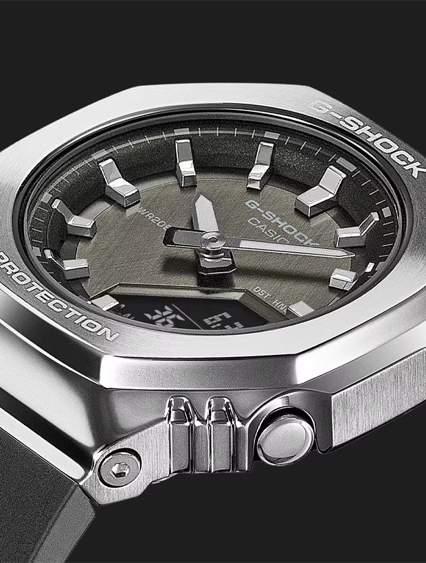 CASIO G-Shock 40.5mm GM-S2110-1A7ER, klocka som du kan handla till bra pris hos oss på Klockmaster.