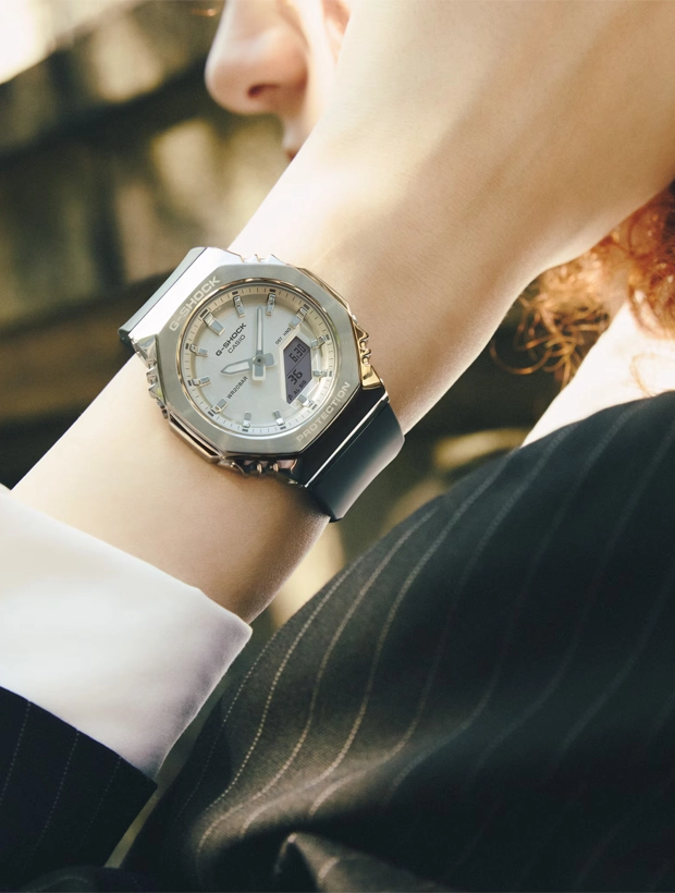 CASIO G-Shock 40.5mm GM-S2110-1A7ER, klocka som du kan handla till bra pris hos oss på Klockmaster.
