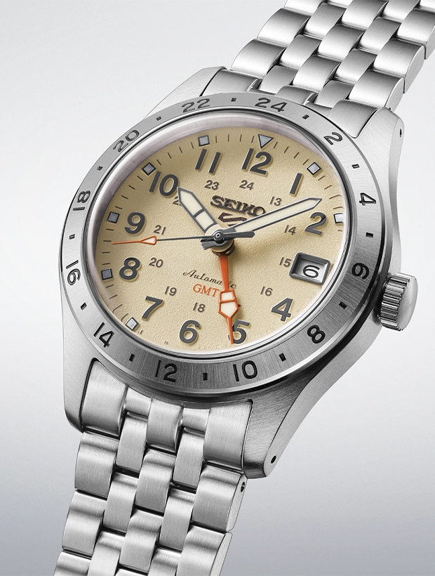 SEIKO 5 Sports Field GMT 39.5mm HDB002K1, klocka som du kan handla till bra pris hos oss på Klockmaster.