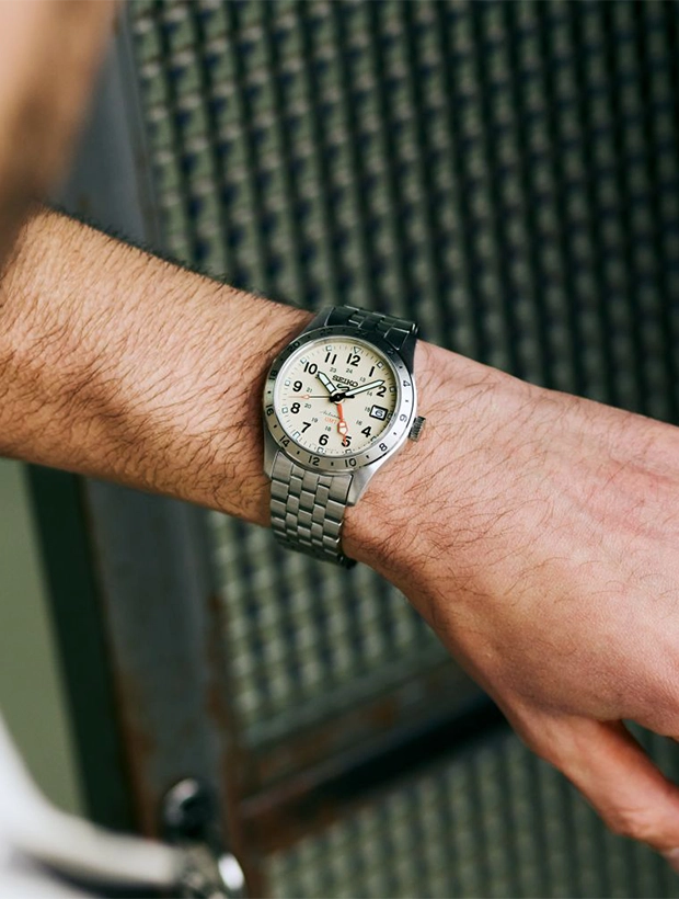 SEIKO 5 Sports Field GMT 39.5mm HDB002K1, klocka som du kan handla till bra pris hos oss på Klockmaster.