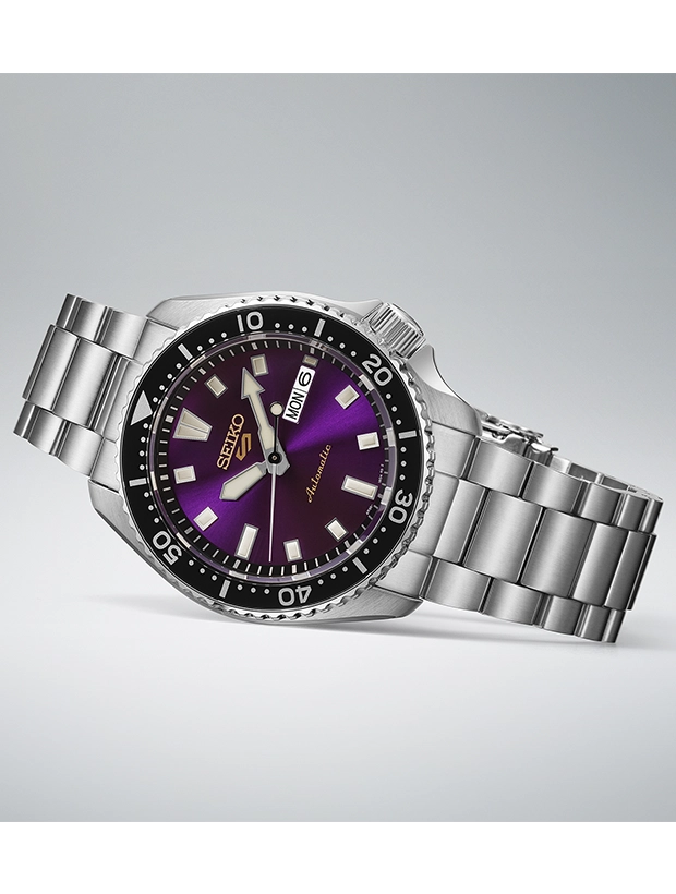 SEIKO 5 Sports Automatic 42.5mm Limited Edition HDB003K1, klocka som du kan handla till bra pris hos oss på Klockmaster.