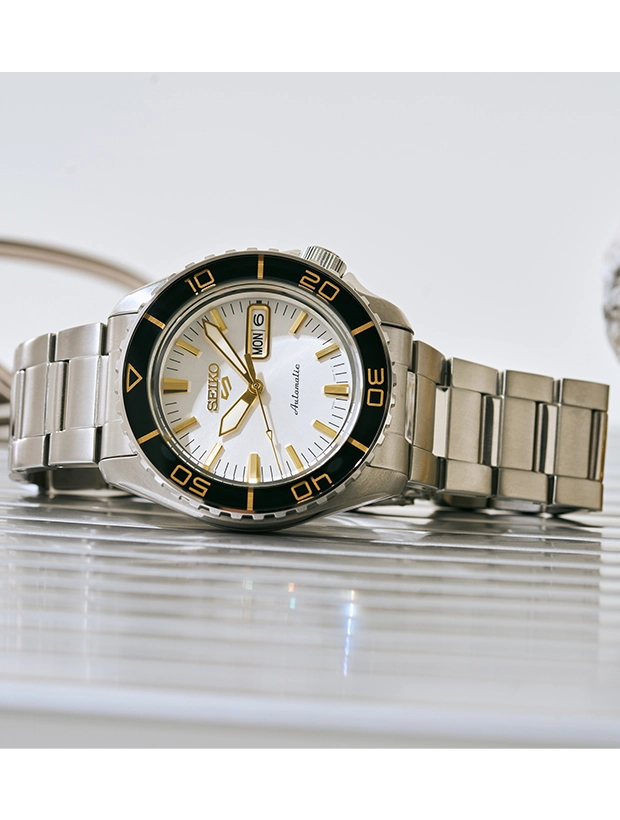 SEIKO 5 Sports SKX 42.5mm HDB004K1, klocka som du kan handla till bra pris hos oss på Klockmaster.