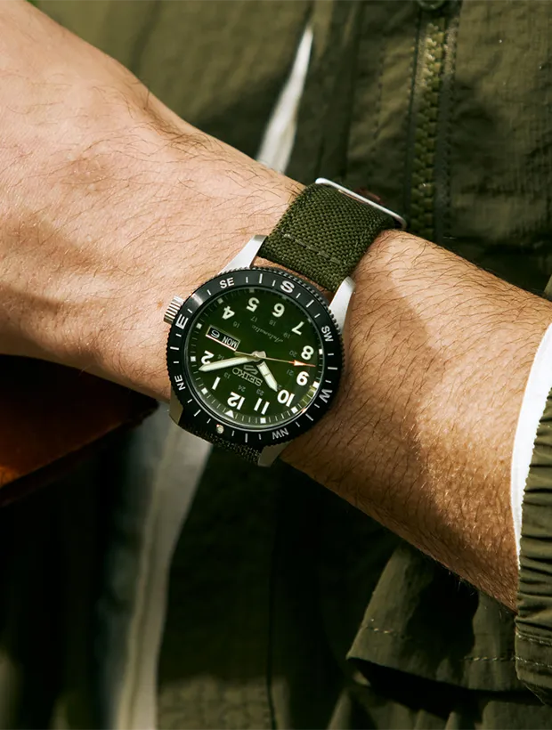 SEIKO 5 Sports Field 41mm HDB008K1, klocka som du kan handla till bra pris hos oss på Klockmaster.