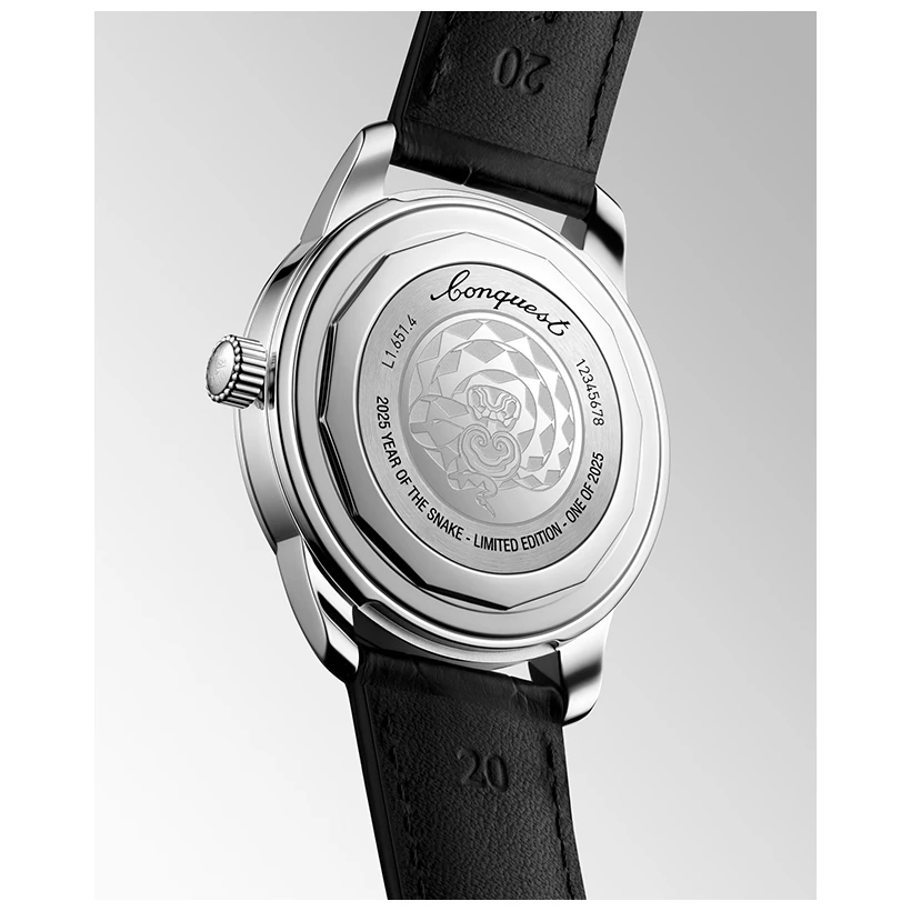 LONGINES Conquest Heritage Year of The Snake Edition 40mm, klocka som du kan handla till bra pris hos oss på Klockmaster.