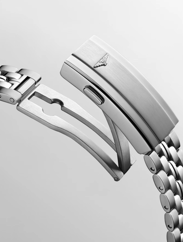 LONGINES Ultra-Chron Classic 40mm L29374726, klocka som du kan handla till bra pris hos oss på Klockmaster.