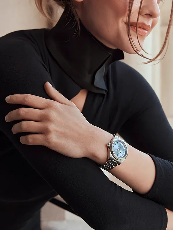 LONGINES Conquest 34mm L34304926, klocka som du kan handla till bra pris hos oss på Klockmaster.