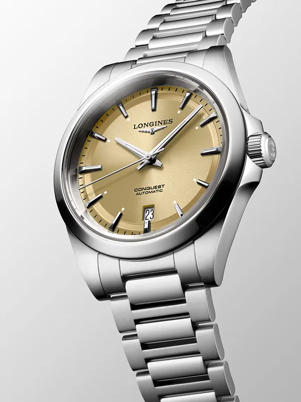 LONGINES Conquest 38mm L37204626, klocka som du kan handla till bra pris hos oss på Klockmaster.