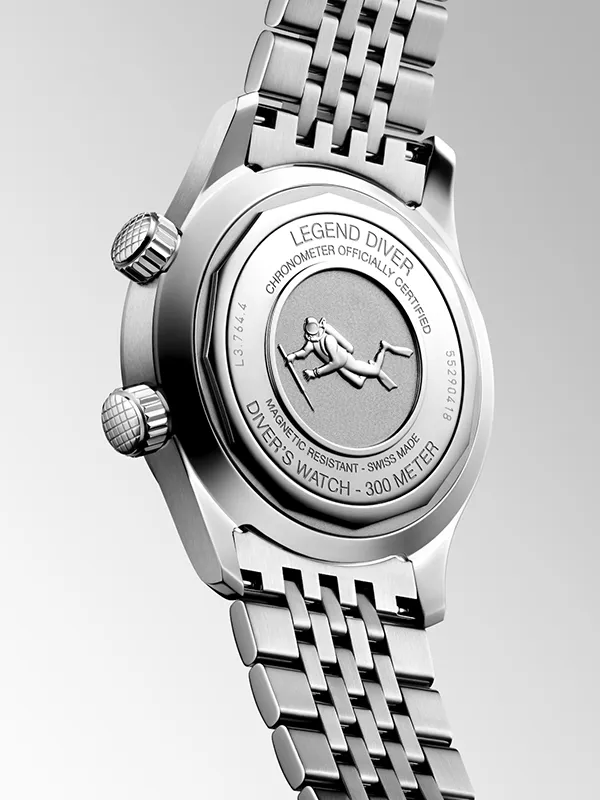 LONGINES Legend Diver 39mm L37644066, klocka som du kan handla till bra pris hos oss på Klockmaster.