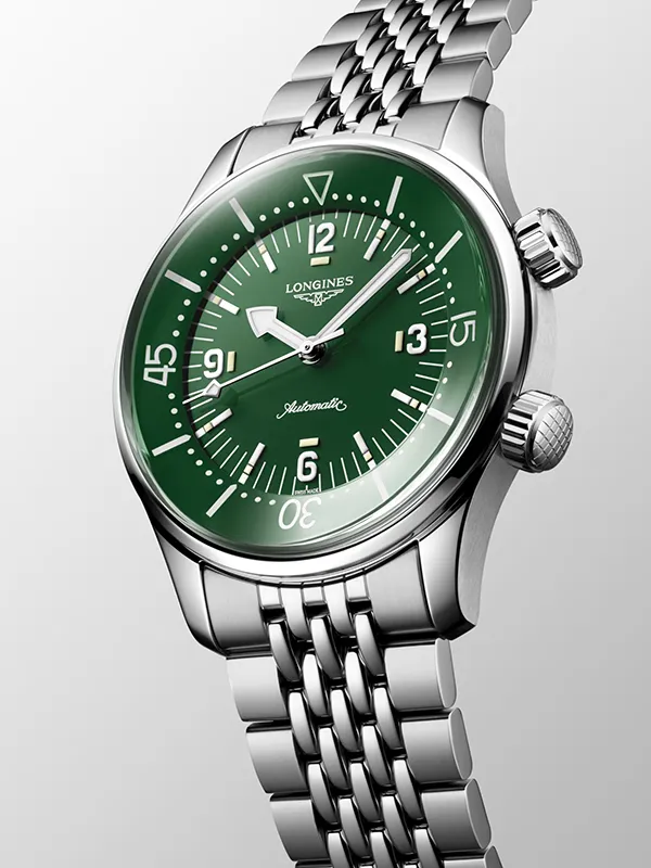 LONGINES Legend Diver 39mm L37644066, klocka som du kan handla till bra pris hos oss på Klockmaster.
