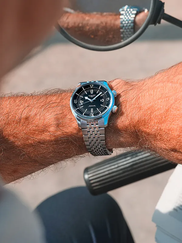 LONGINES Legend Diver 39mm L37644507, klocka som du kan handla till bra pris hos oss på Klockmaster.