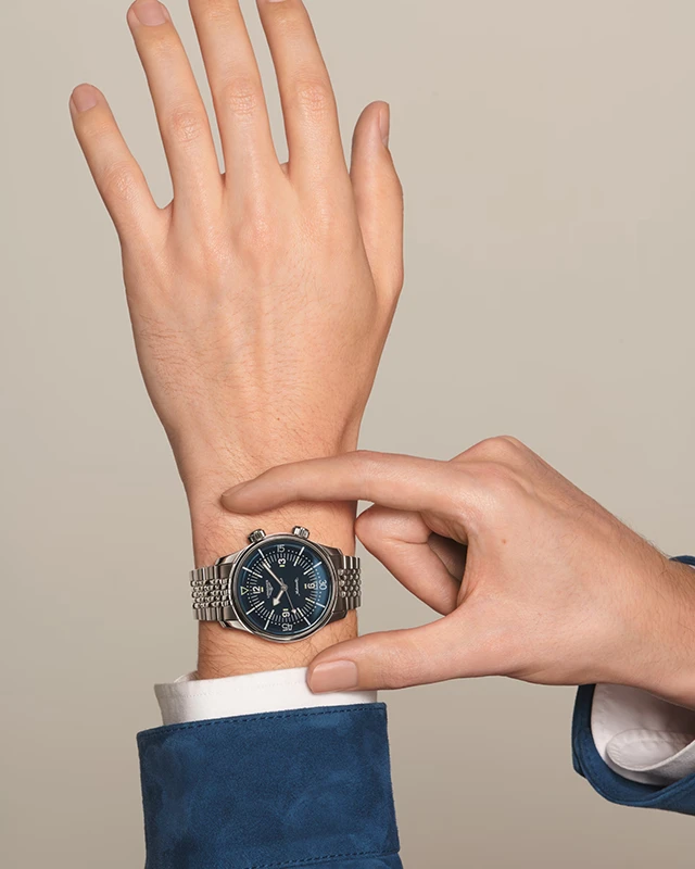 LONGINES Legend Diver 39mm, klocka som du kan handla till bra pris hos oss på Klockmaster.