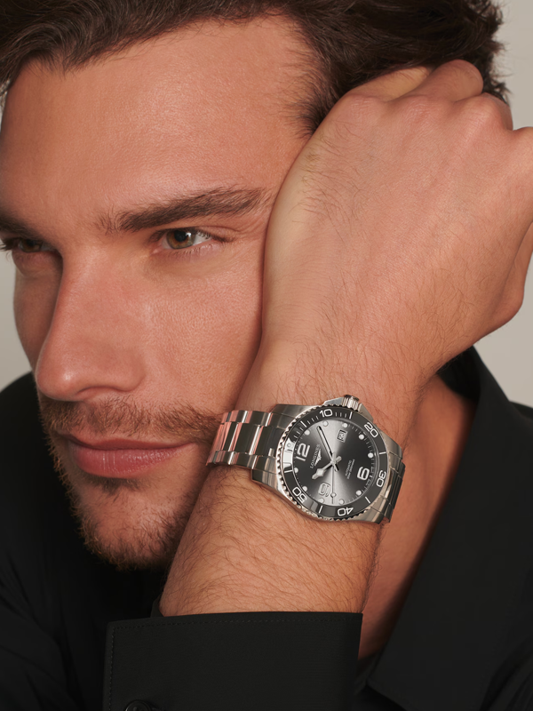LONGINES HydroConquest 41mm L37814766, klocka som du kan handla till bra pris hos oss på Klockmaster.