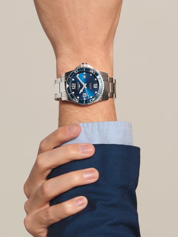 LONGINES HydroConquest 41mm L37814966, klocka som du kan handla till bra pris hos oss på Klockmaster.