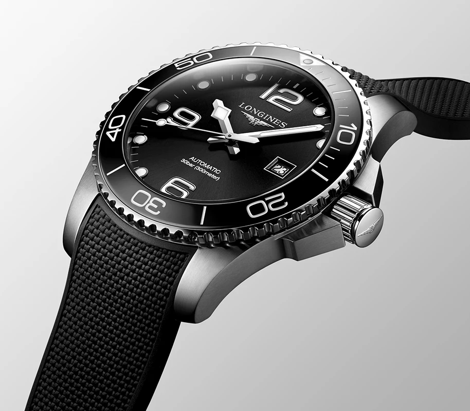 LONGINES HydroConquest 43mm, klocka som du kan handla till bra pris hos oss på Klockmaster.