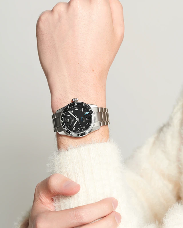 LONGINES Spirit Zulu Time 39mm, klocka som du kan handla till bra pris hos oss på Klockmaster.