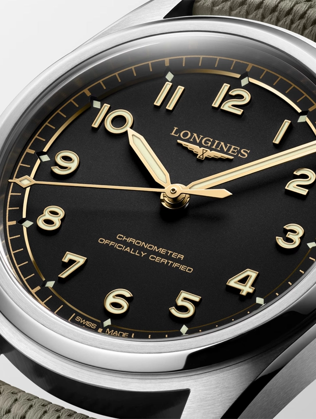 LONGINES Spirit Pilot 39mm L38094539, klocka som du kan handla till bra pris hos oss på Klockmaster.