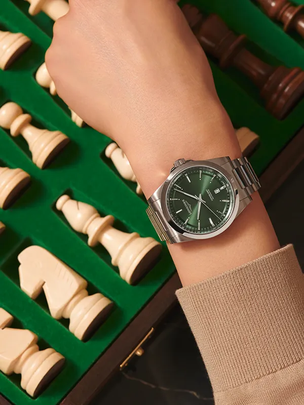 LONGINES Conquest 41mm L38304026, klocka som du kan handla till bra pris hos oss på Klockmaster.