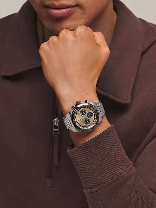 LONGINES Conquest Chronograph 42mm L38354326, klocka som du kan handla till bra pris hos oss på Klockmaster.
